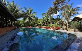 La Paloma Resort  3*